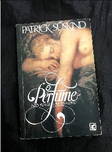 Patrick Suskind - O PERFUME - A HISTORIA DE UM ASSASSINO